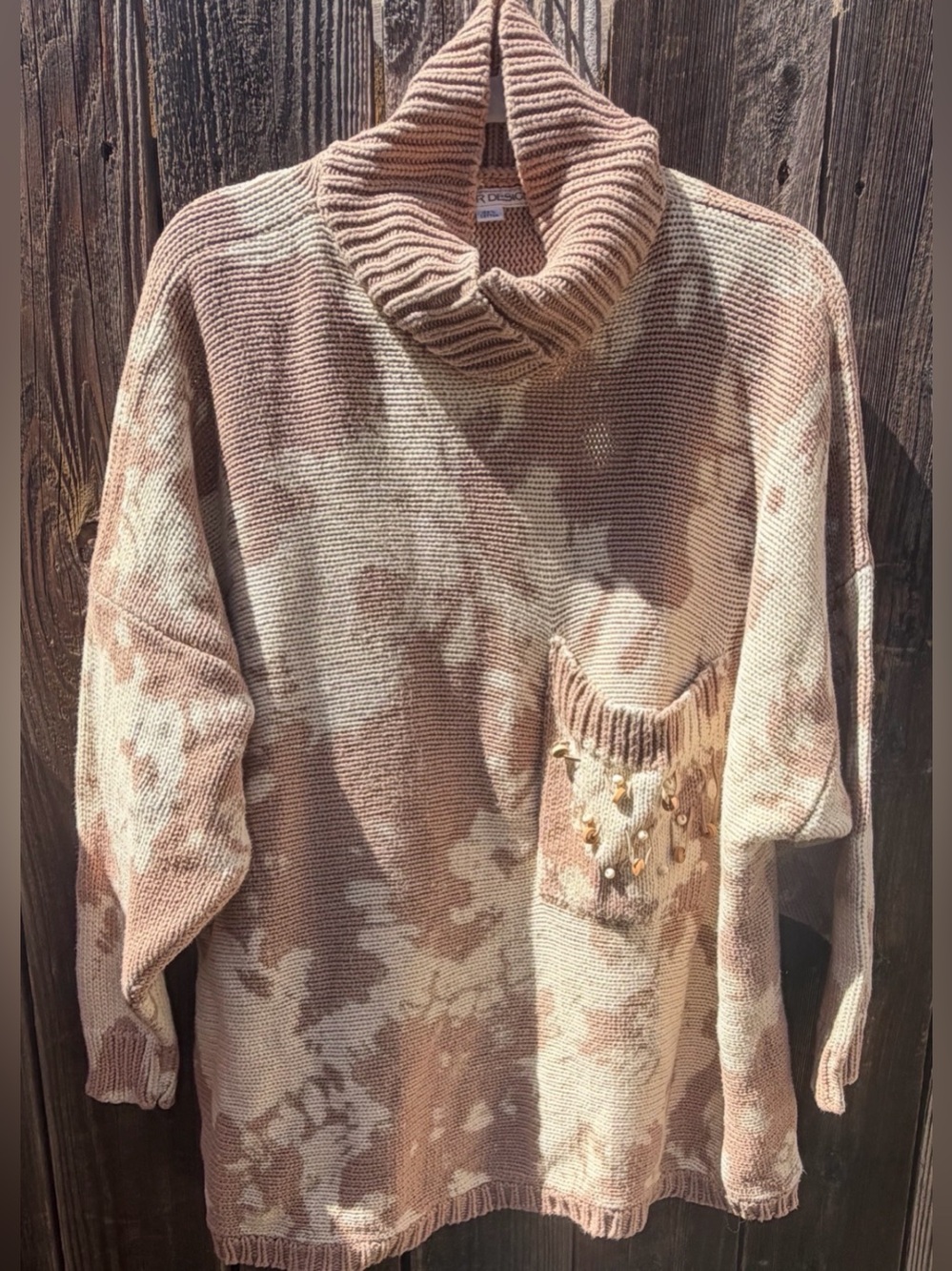 Vtg. Rhymes Design Tie-Dye Camel & Cream moch neck Sweater with Beaded Pocket xl